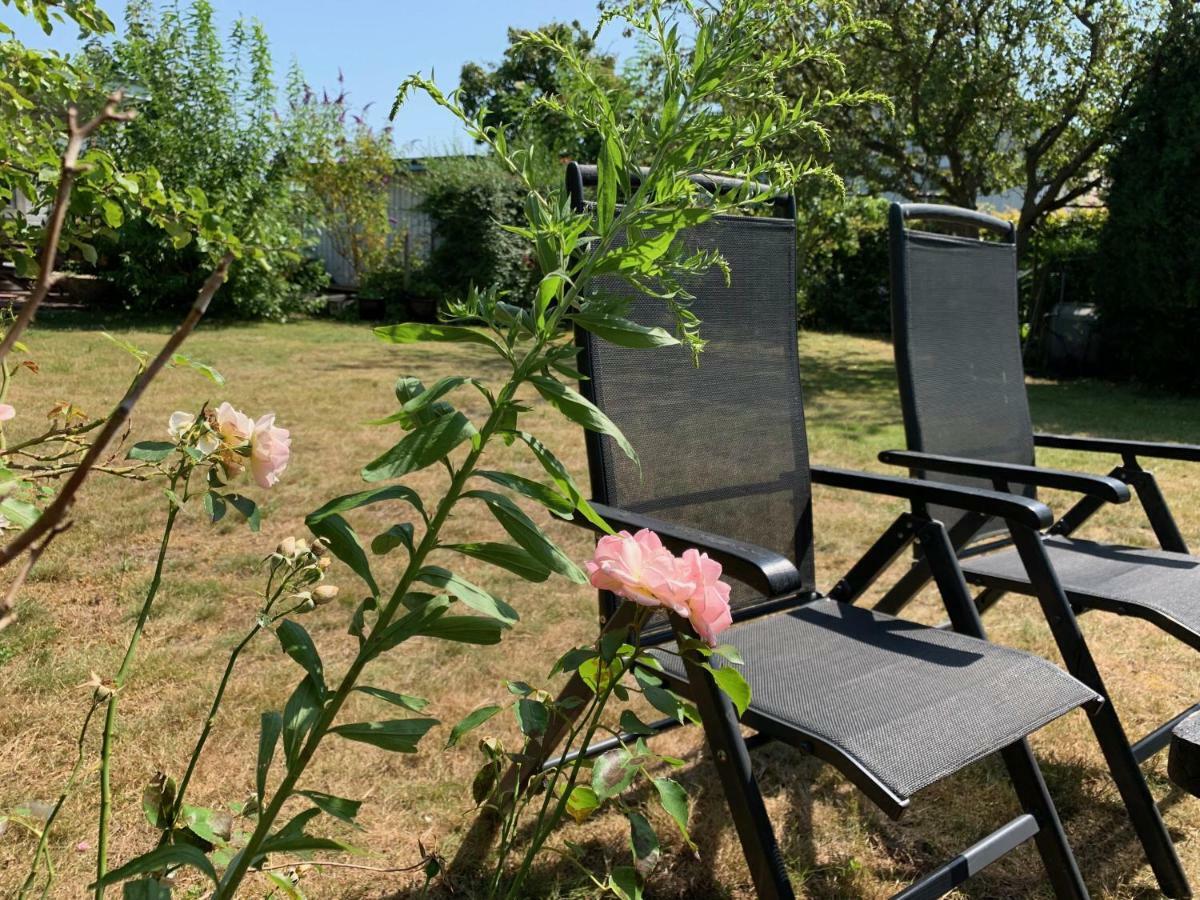 Private House Parking Garden Sea Nature Malmo Luaran gambar